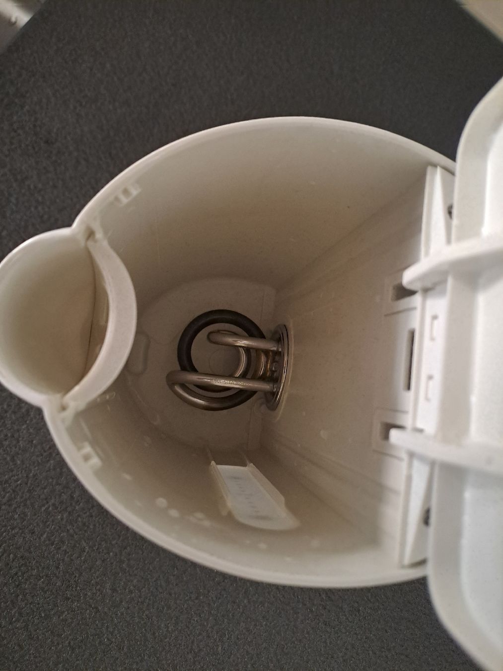 Durabase Bollitori: Wasserkocher  – Usato da Visp venduto da pas_6tdc 3