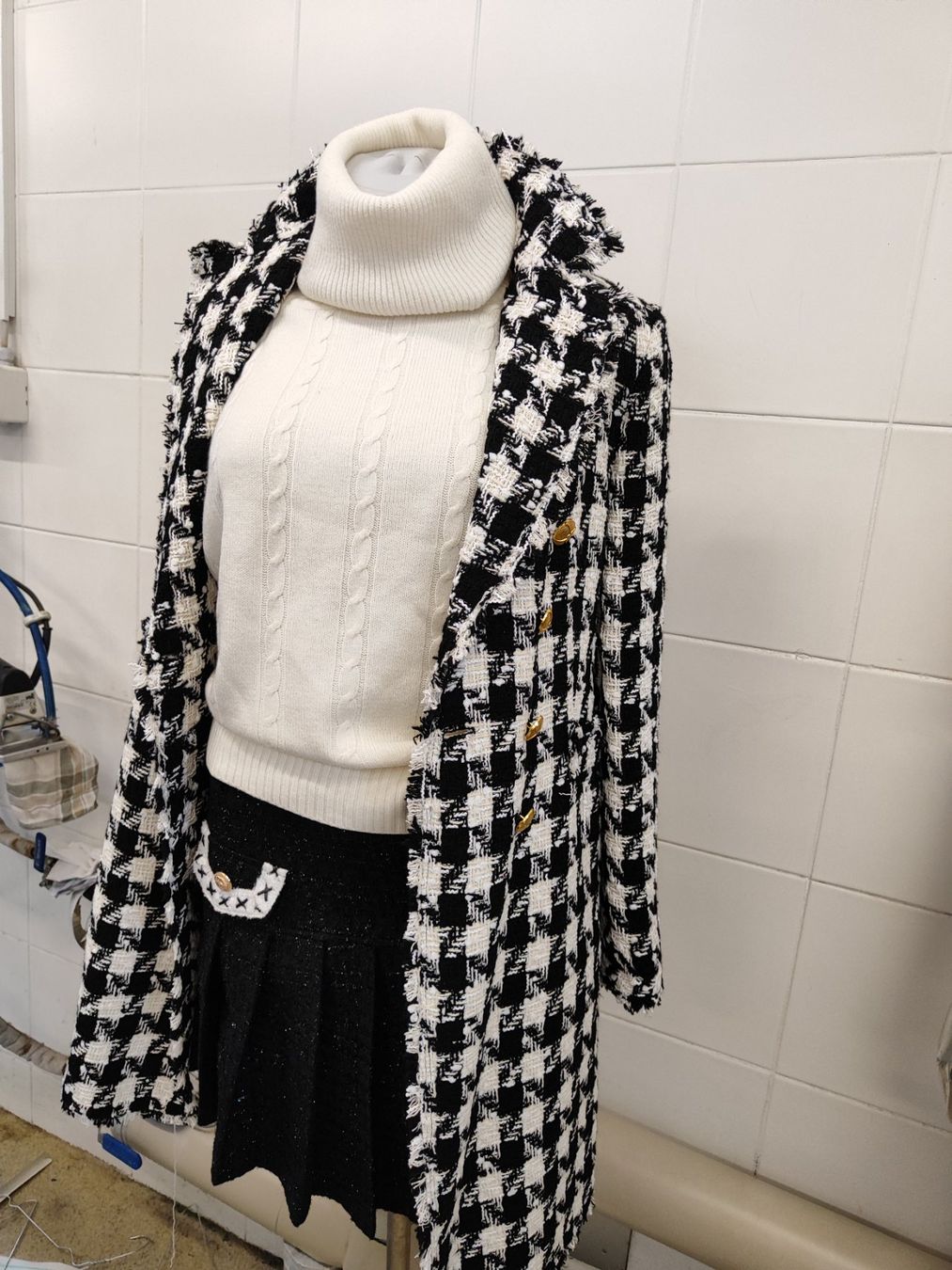 Lotti di vestiti: 3 teiler Pulli Jupe und übergangsjacke Gr 36 – Nuovo e nell'imballaggio originale da Langnau am Albis venduto da Judithsebi 4