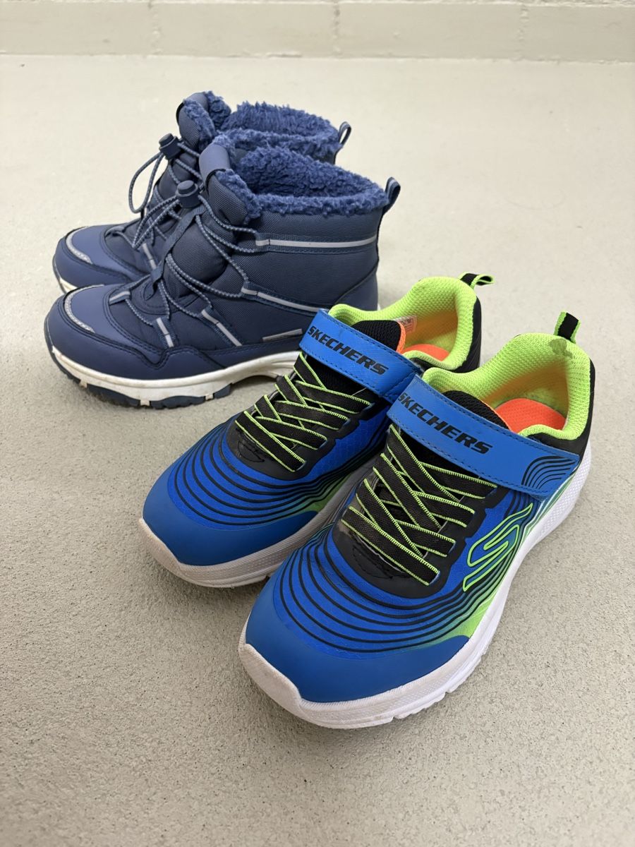 Schuhe für Jungen: Paket Kinderschuhe Grösse 33 – Gebraucht aus Tägerig von Jazz_87 1