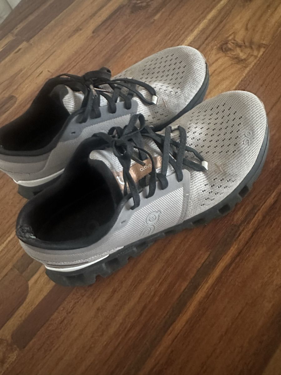 On Chaussures hommes: ON shoes 42 – D'occasion à Zug par abe_6llp