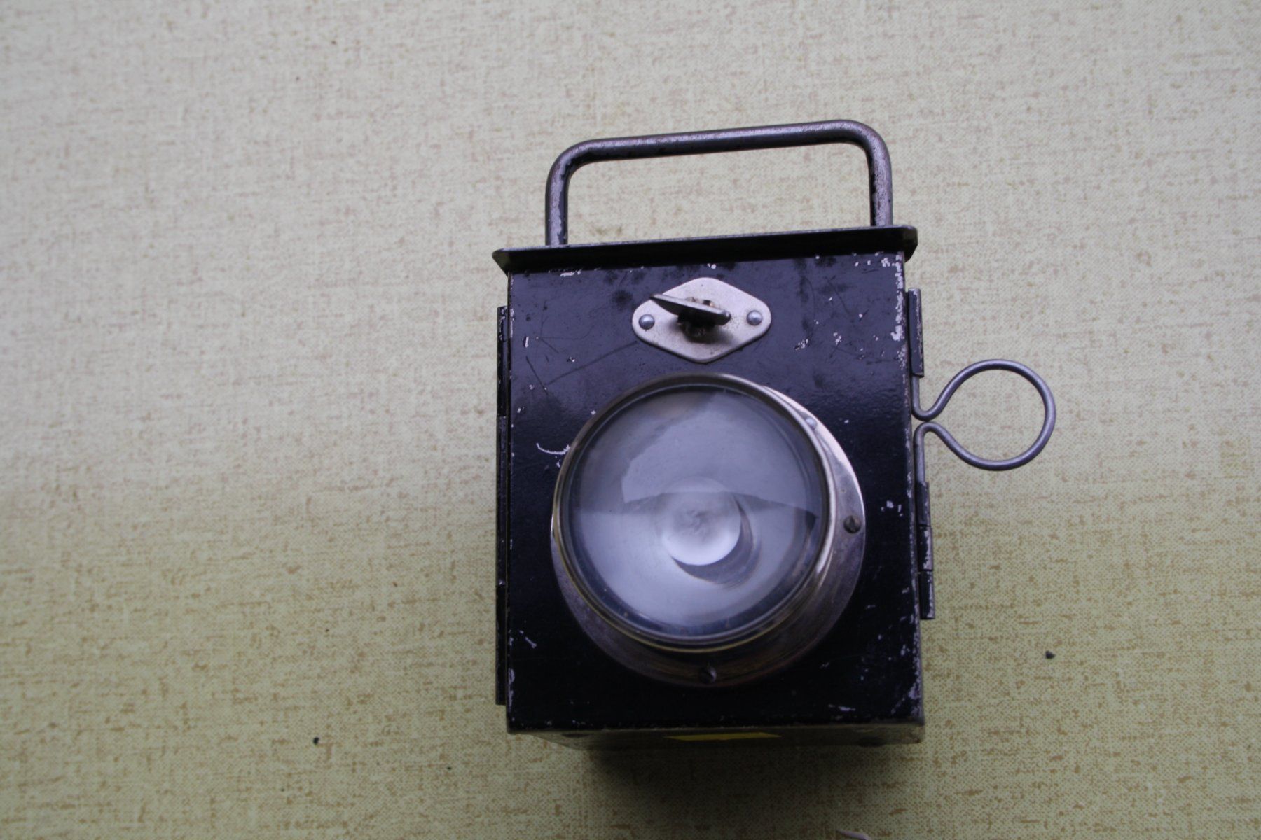 Lampade: TASCHENLAMPE VINTAGE ANTIK LAMPE – Usato da Wauwil venduto da Pneuedy 2
