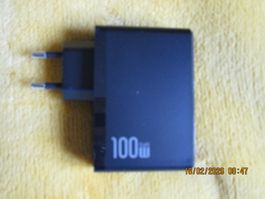 100 WATT LADE- UND NETZGERÄT IN EINEM