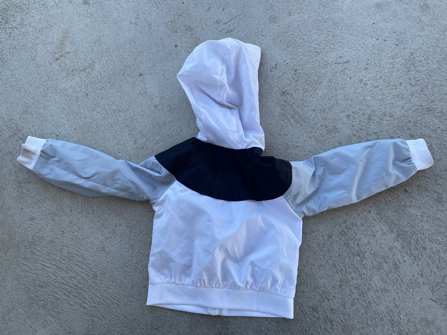 Nike Giacche & Cappotti: Nike Windjacke Grösse 92/98 – Usato da Zürich venduto da papillon8000 1