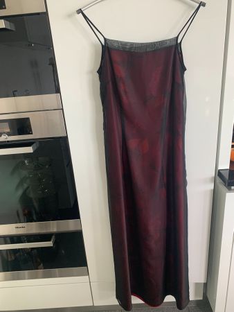 Kleid Grösse 36, Tonight gefüttert, sehr speziell