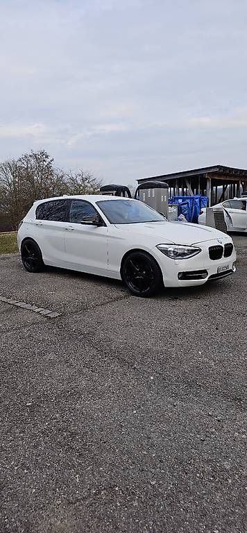 BMW Autos: Bmw 120D – Gebraucht aus Niederuzwil von her_dj6v