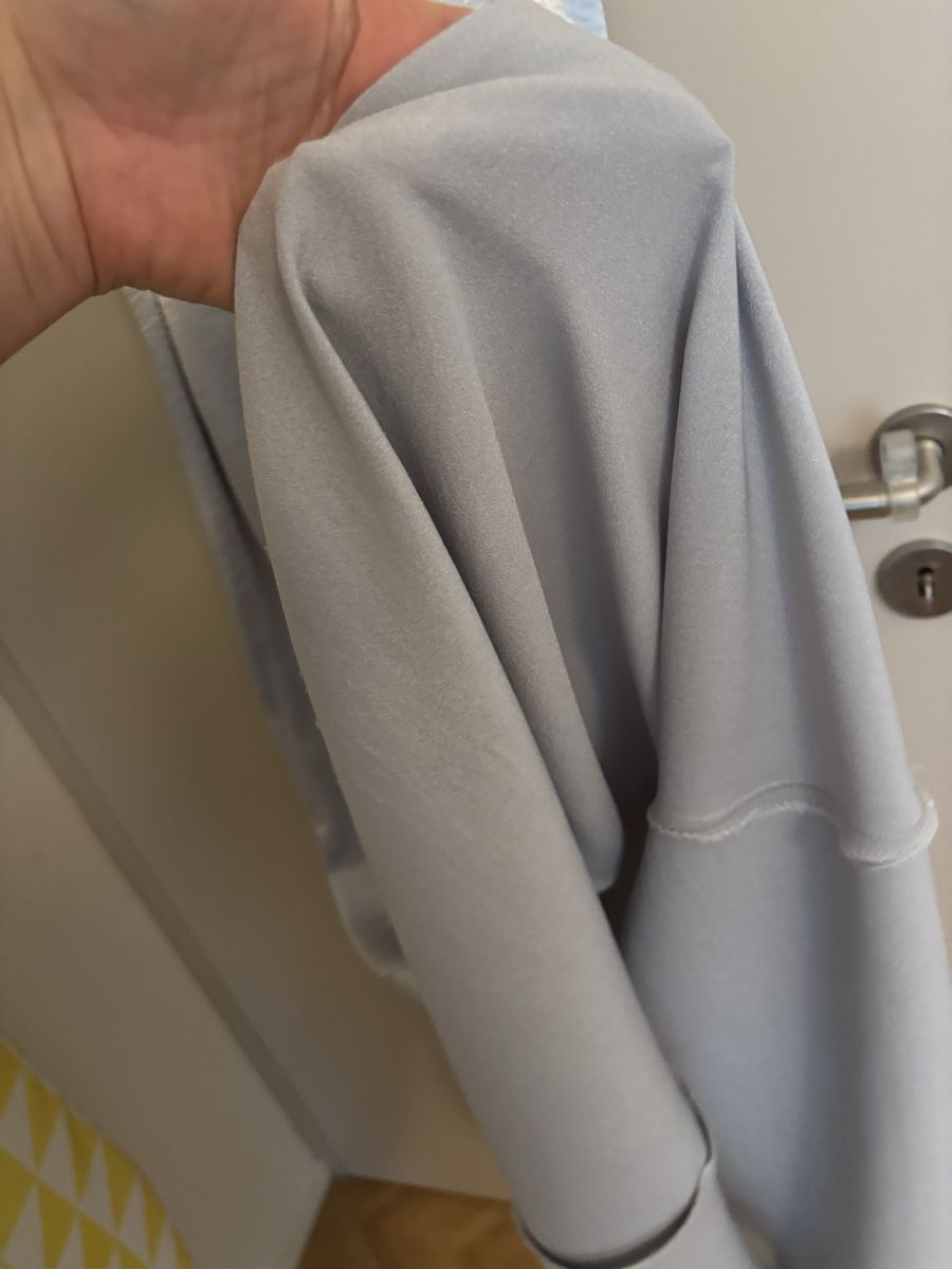 H&M Vestiti: Abendkleid Silber Seide Grösse 42 – Usato da Arbon venduto da Viktoriaa 4
