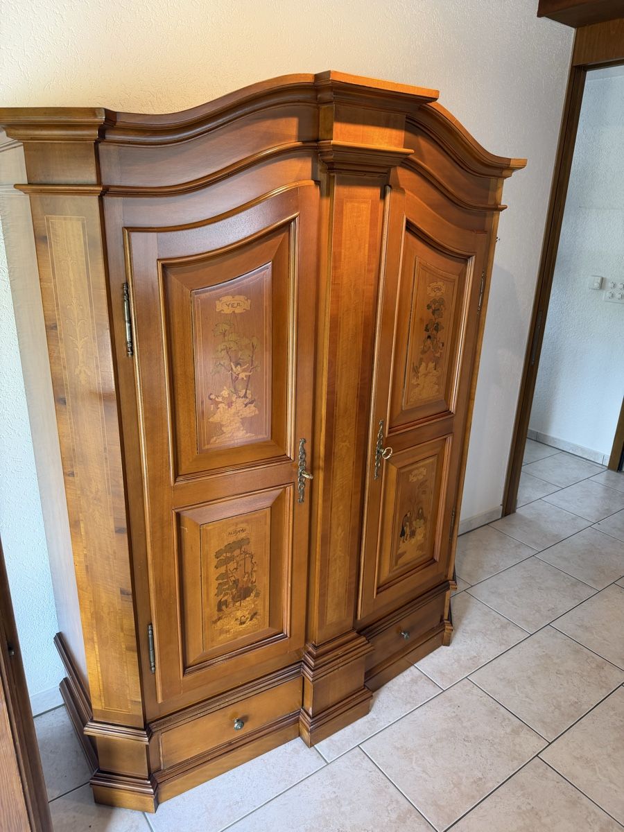 Schränke: Antiker Schrank ab 1.-CHF – Gebraucht aus Flawil von Scro_ 3
