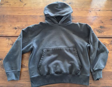 hell schwarzer Adidas Hoodie