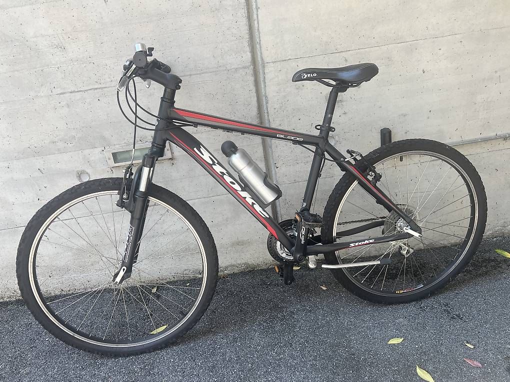 Velos: Vélo  – Gebraucht aus La Tour-de-Peilz von Lucky93 1