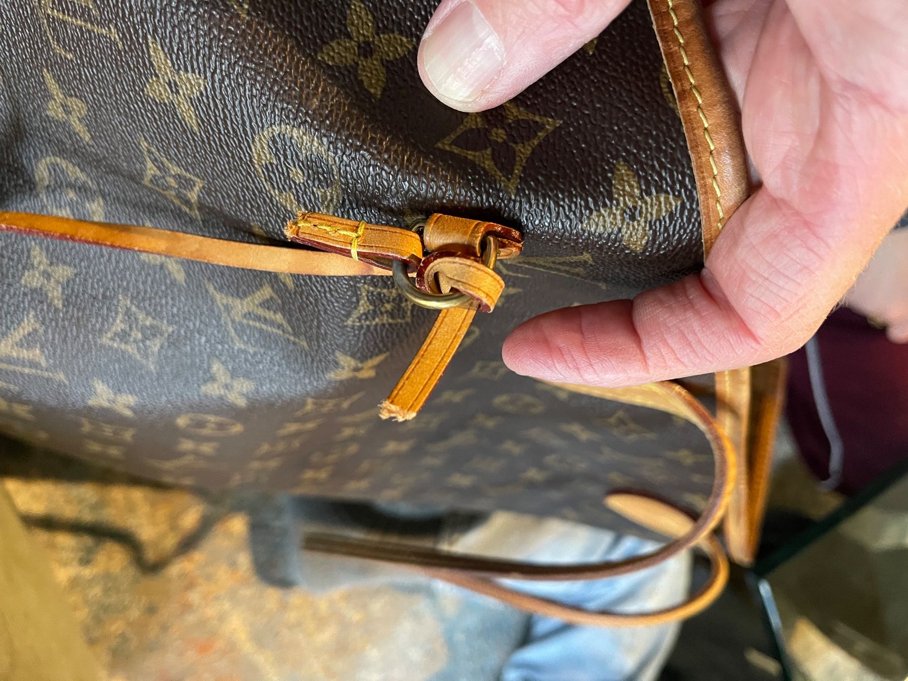 Louis Vuitton Borse da donna: Louis Vuitton Neverfull Tasche Monogram Canvas gebraucht – Usato da Kleinandelfingen venduto da Adrian.20 7