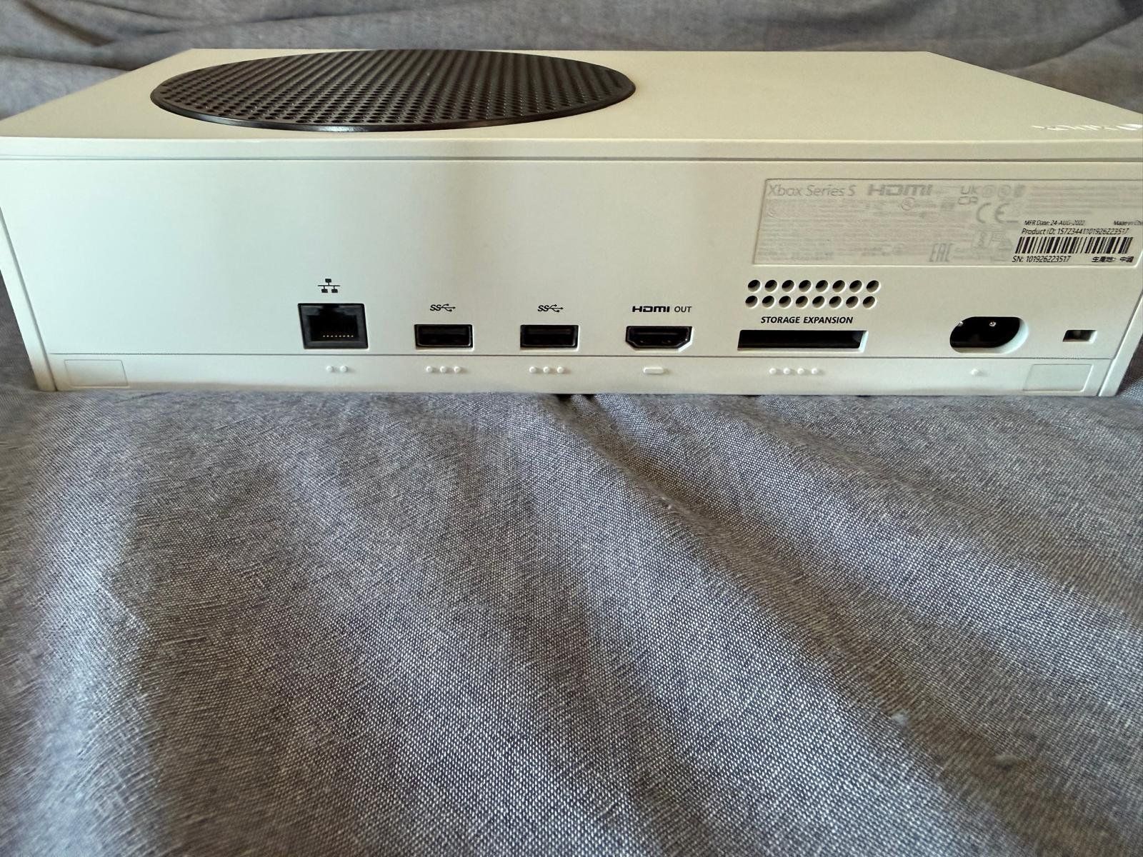 Microsoft Console: Xbox Series S – Usato da Büren zum Hof venduto da sbbzh 2