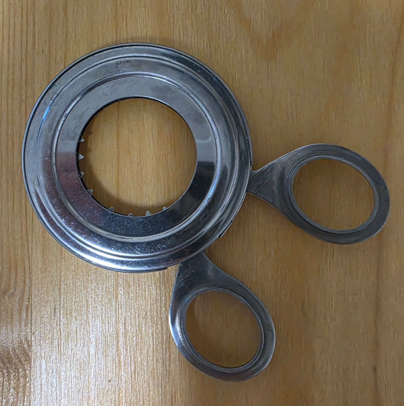 Appareils de cuisine: Eierköpfer · silbrig, Edelstahl – D'occasion à Nebikon par Japostyle