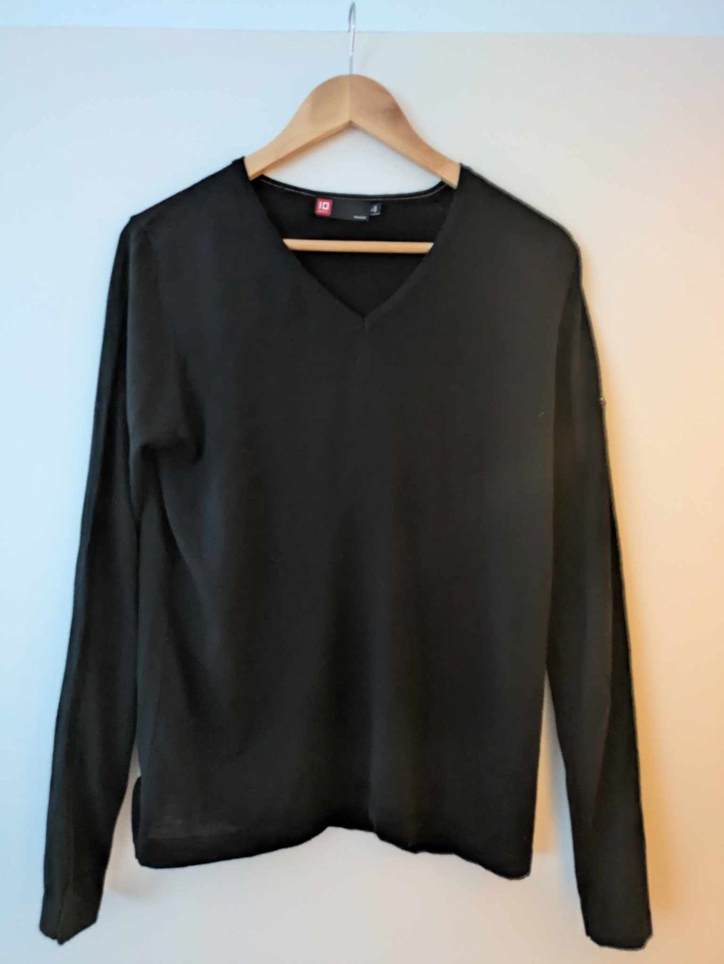 Pullover & Sweatshirts: Comstor Pullover schwarz Grösse L Merinowolle – Gebraucht aus Rorschach von joh_v2y2 4