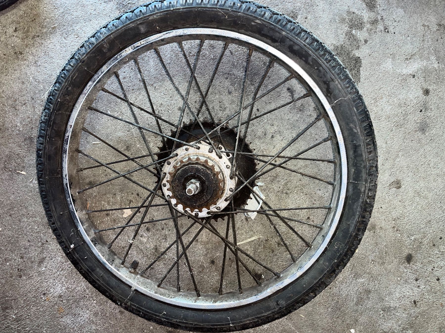 Sachs Pièces pour mobylette: Mofa Speichenrad – Défectueux à Fahrni b. Thun par berger_tuning34 2