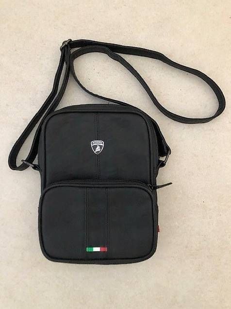 Sacs: Lamborghini Taschen (3 Stück) – D'occasion à Pfäffikon SZ par Roccobeiricardo