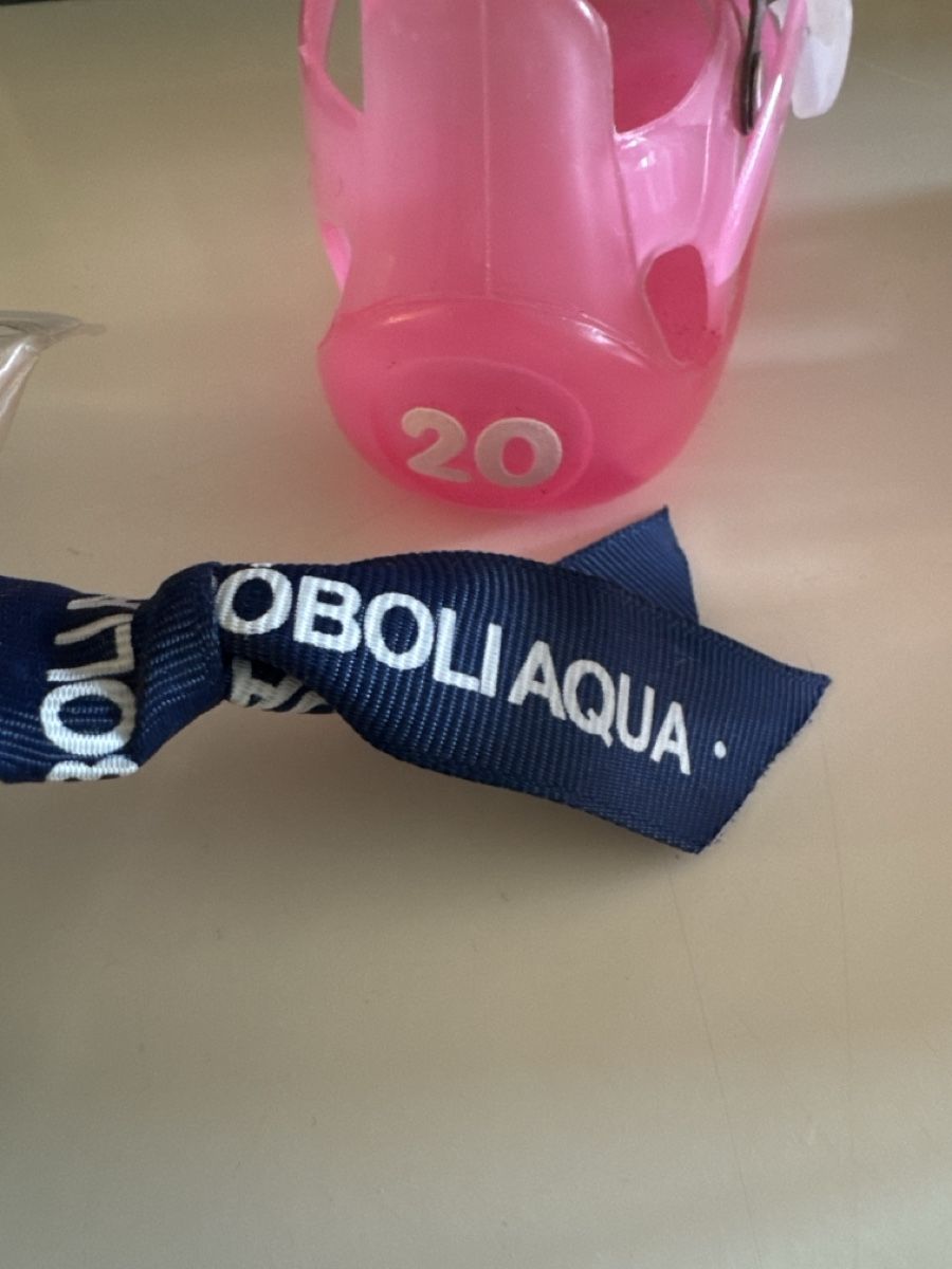 Scarpe per ragazze: Fabrikneue Badeschuhe Boboli, Gr.20 – Nuovo e nell'imballaggio originale da St. Gallen venduto da Venus1010 2