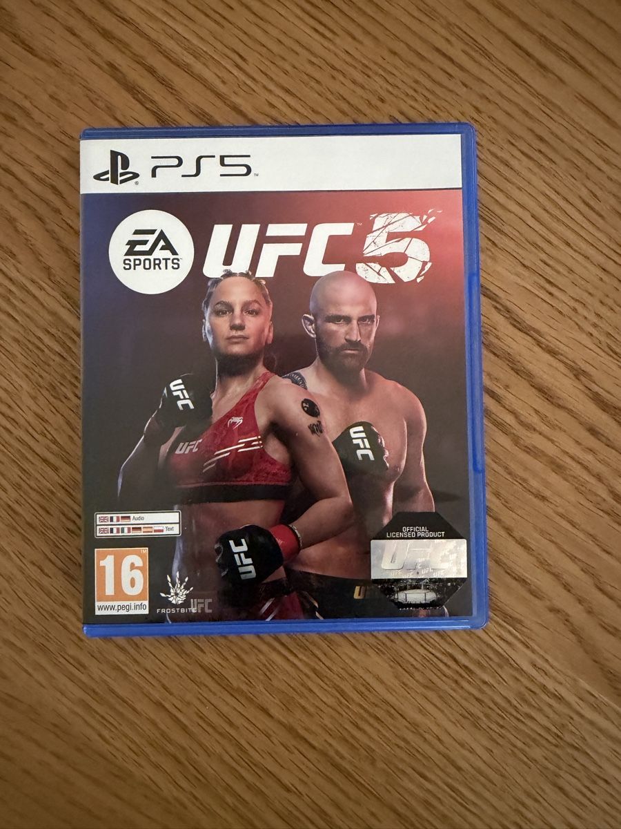 Spiele: UFC 5 - PS5 – Gebraucht aus Zürich von kin_6n6t
