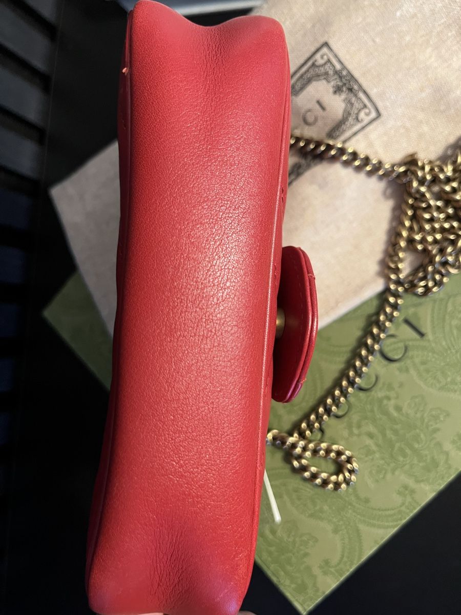 Gucci Borse da donna: Gucci Marmont Super Mini Matelassé Tasche – Nuovo (secondo la descrizione) da Gossau SG venduto da DeRiE 4
