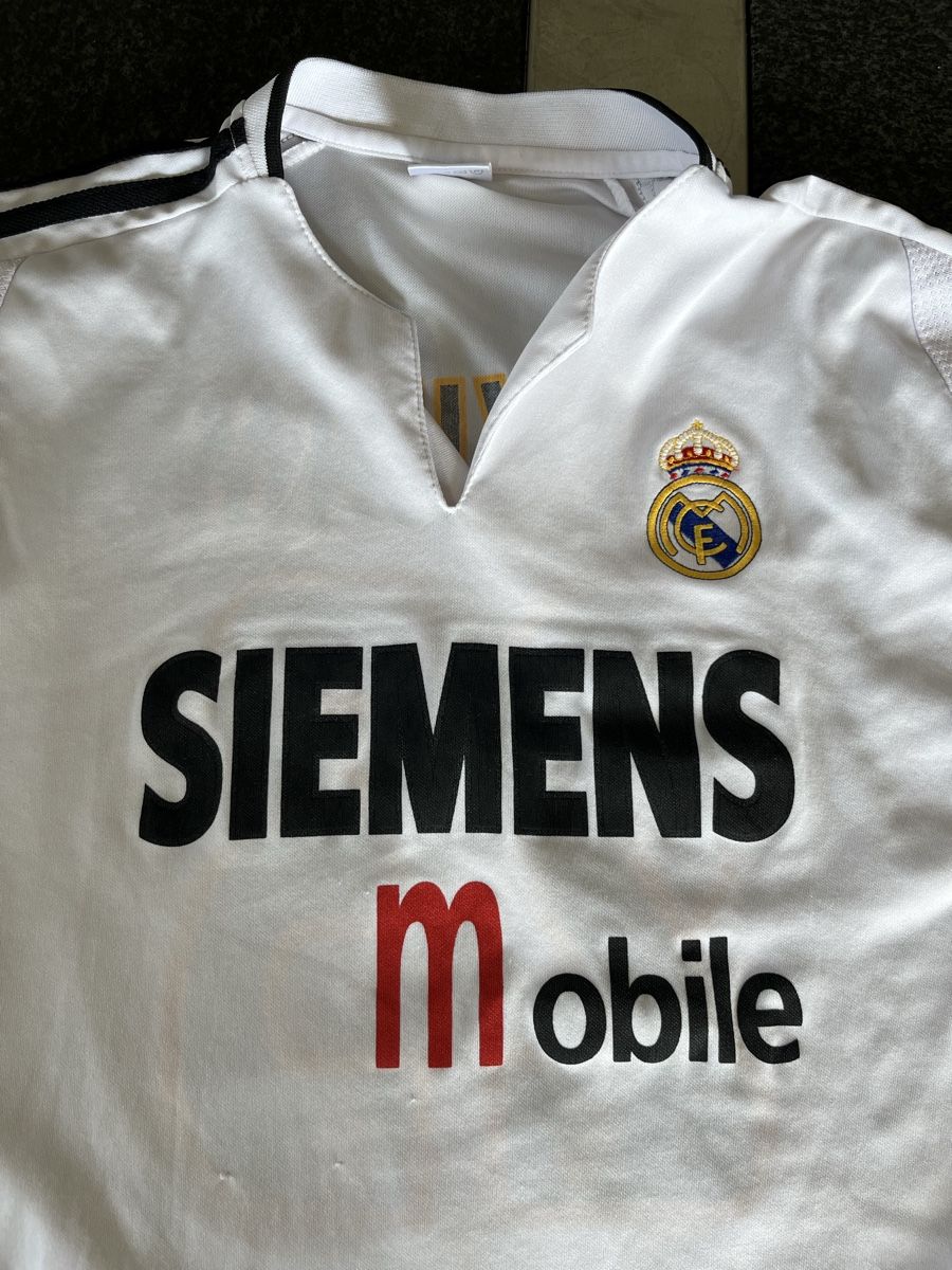 Real Madrid Canottiere & Pantaloni: Beckham Real Madrid Trikot – Usato da Besenbüren venduto da eri_j8j6 1
