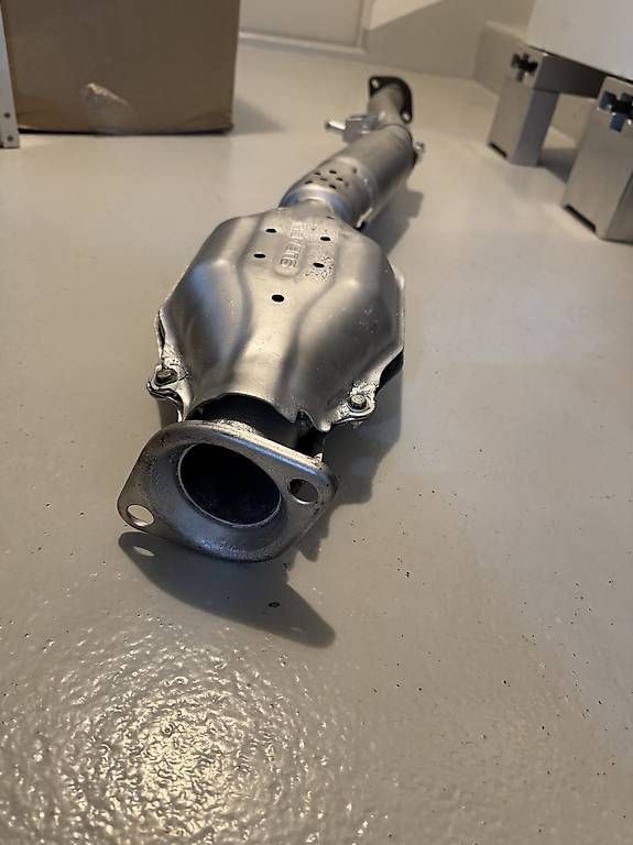 Sistemi di scarico: Subaru Auspuff Mittelschalldämpfer – Usato da Mels venduto da gun_9r5w 1