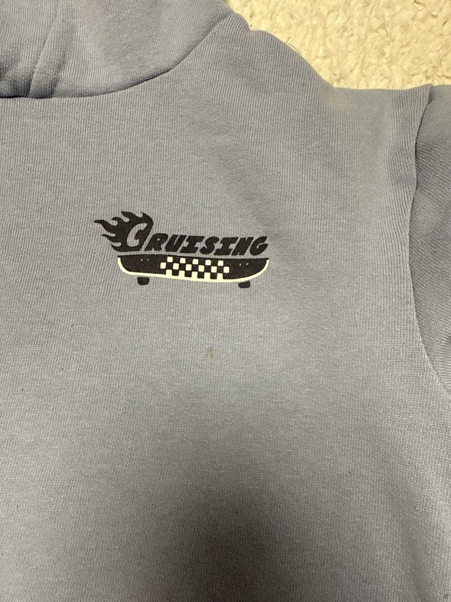 Pulls et sweat-shirts: Sweat à capuche , taille 7 ans, skateboard 🛹 – Défectueux à Chenens par anasantos90 3
