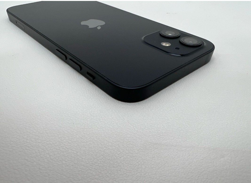 Apple Telefoni cellulari / Smartphones: iPhone 12 (256GB) Akku 99% – Usato da Luzern venduto da Waince786 1