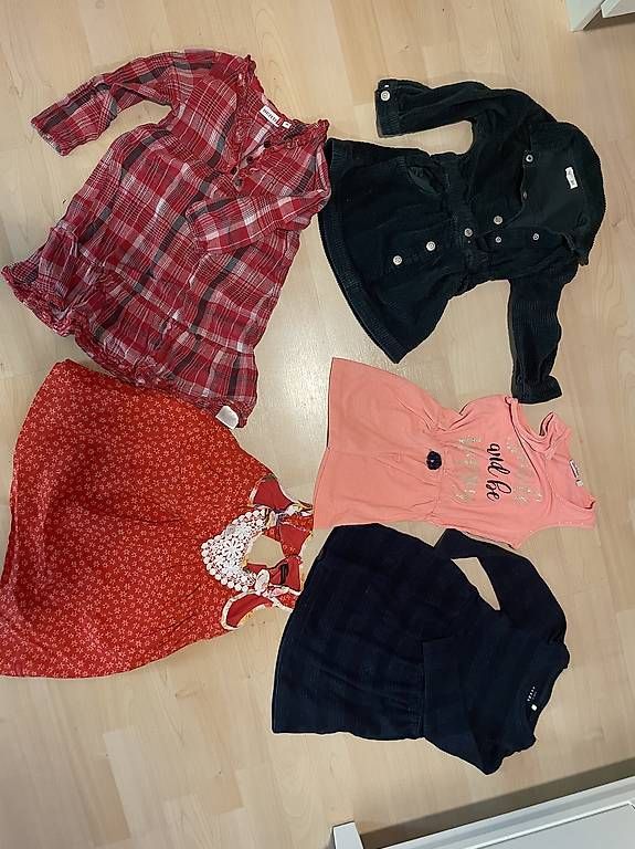 Lotti & Set di vestiti: Kleiderpaket Grösse 98 – Usato da Murten venduto da ka_koen 2