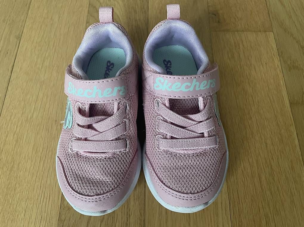 Scarpe per ragazze: Scarpe da ginnastica - Skechers - taglia 22 – Usato da Cugnasco venduto da lua_xv76 2