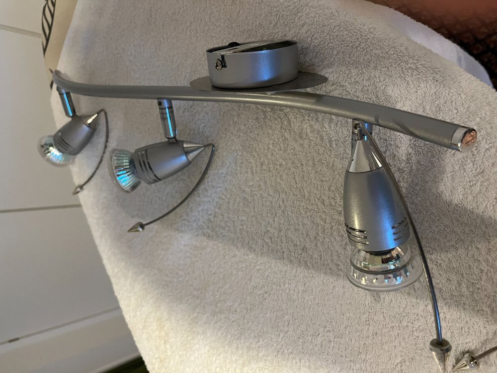 Lustres & lampes de plafonds: Spotlampen – D'occasion à Ettingen par dar_rqn6 1
