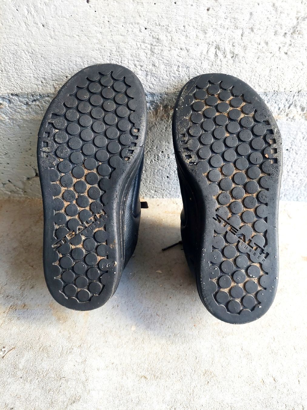 Scarpe da uomo: Adidas freeride 37.5 – Usato da Biel/Bienne venduto da Cbelet25 2