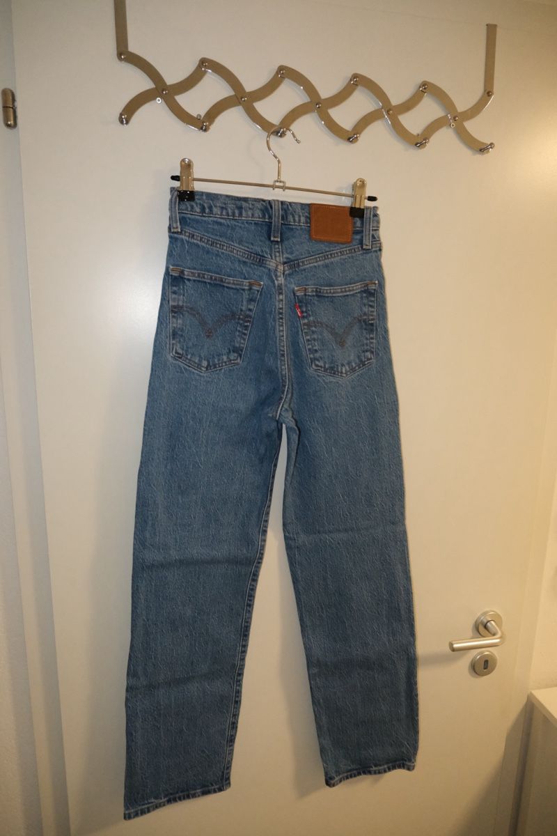 Levi's Jeans: Jeans Levi's Ribcage Straight Ankle – Nuovo (secondo la descrizione) da Steffisburg venduto da GianZurbruegg 1
