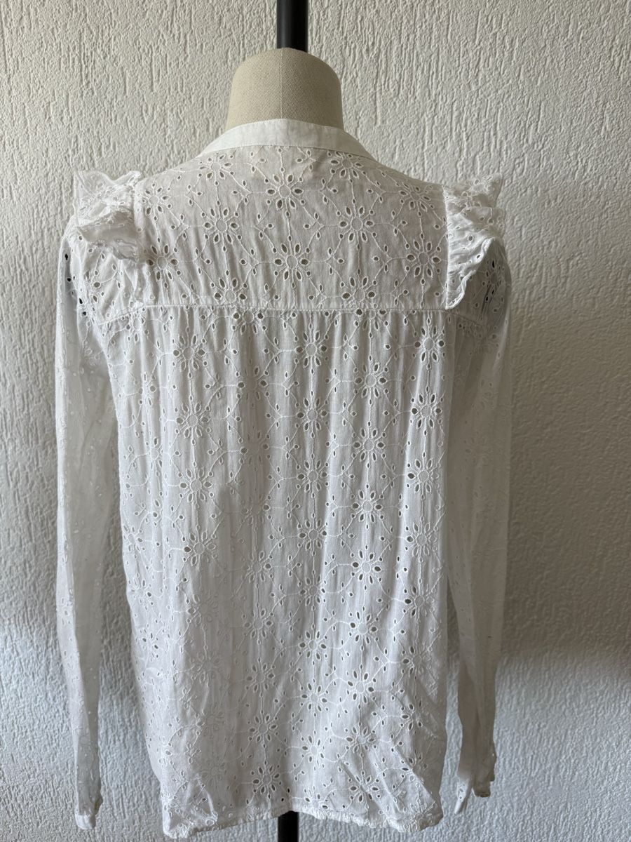 Sezane Chemisiers: Sézanne Bluse weiss Baumwolle Grösse 38 FR – D'occasion à Nidau par Preloved_Nidau 1