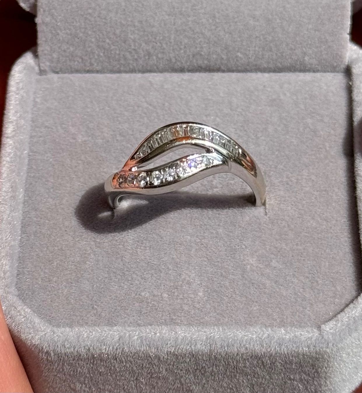 Bucherer Anelli: Damenring mit Diamanten/750 Weissgold – Usato da Ebikon venduto da Dmasterx 2