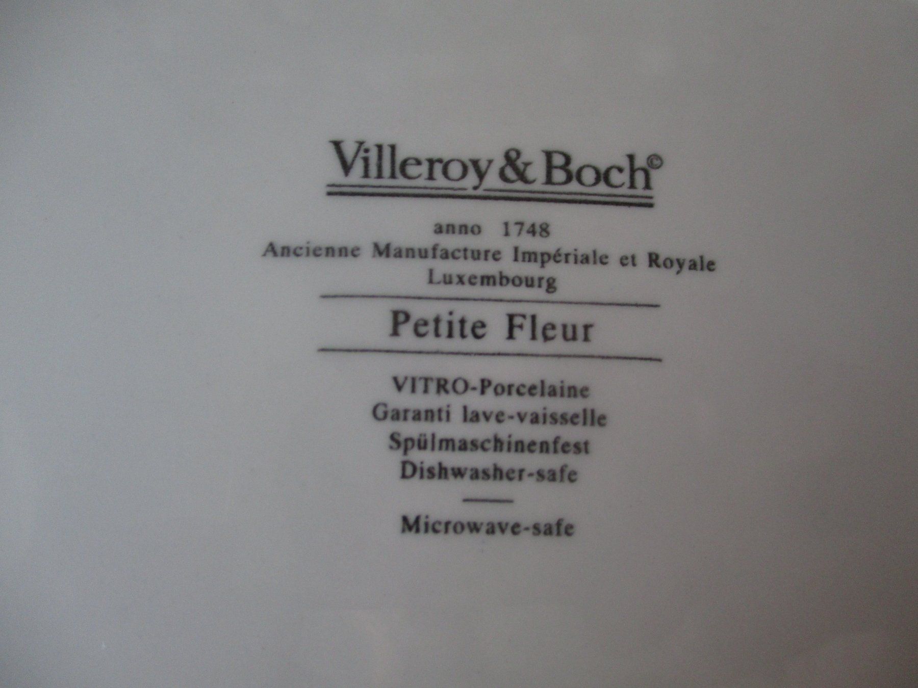 Villeroy & Boch Piatti di portata: Platte Villeroy Boch, Petite Fleur – Usato da Birsfelden venduto da alles-muss-raus 1