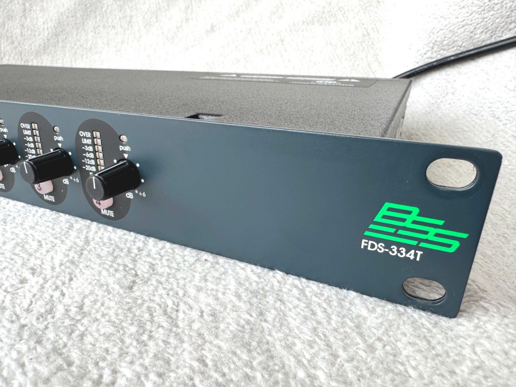 Equalizzatori: BSS FDS-334T Minidrive Loudspeaker Management System - top – Usato da Zürich venduto da Malco0 3