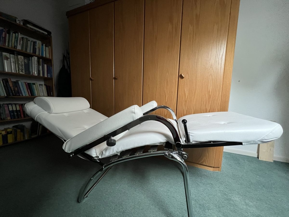 Fauteuils de soin: Fusspflegestuhl / Relaxsessel – D'occasion à Schönenberg ZH par 24Yvi 1