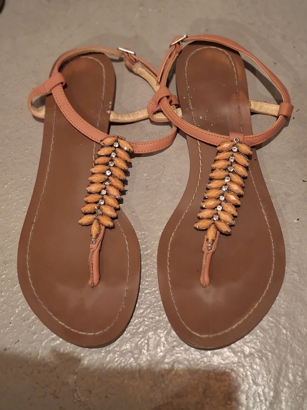 Damenschuhe: Damen Sandalen  – Gebraucht aus Dietlikon von Asany