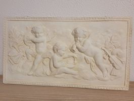 Wunderschönes Gips-Stuck Relief mit Putten / Engeln