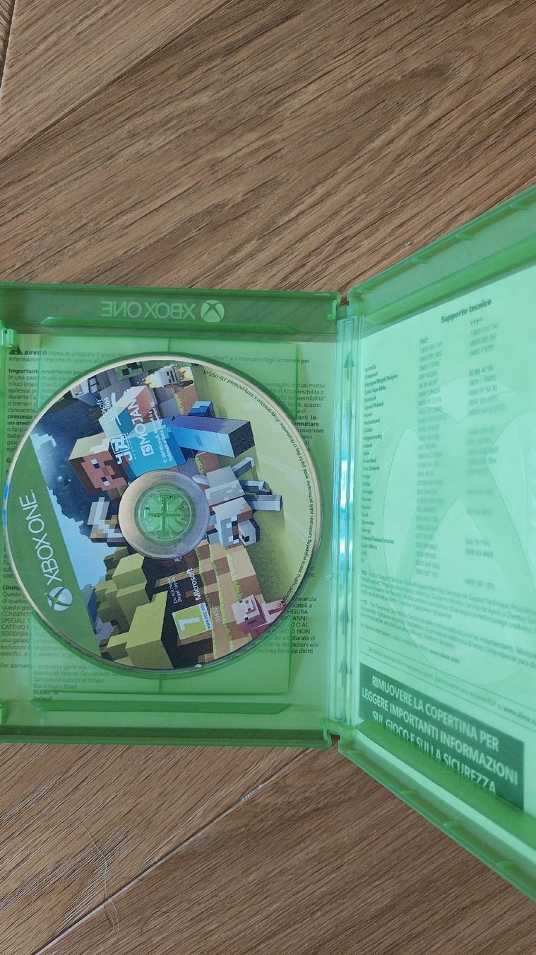 Microsoft Giochi: Minecraft Xbox One Edition – Usato da Montagnola venduto da mattbert86 1