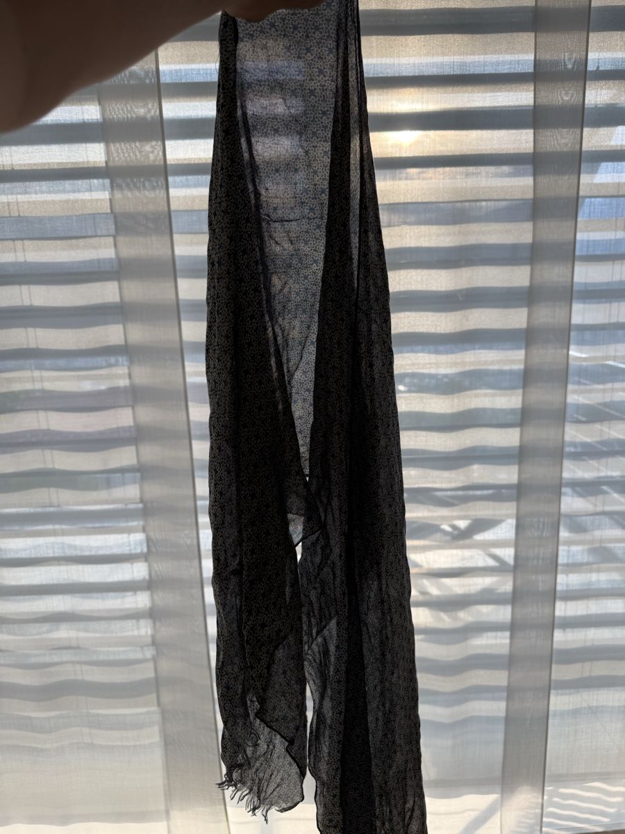 Foulards, Tücher & Schals: Foulard Camicissima stampa blu 100% viscosa – Gebraucht aus Viganello von mat_bds6 5