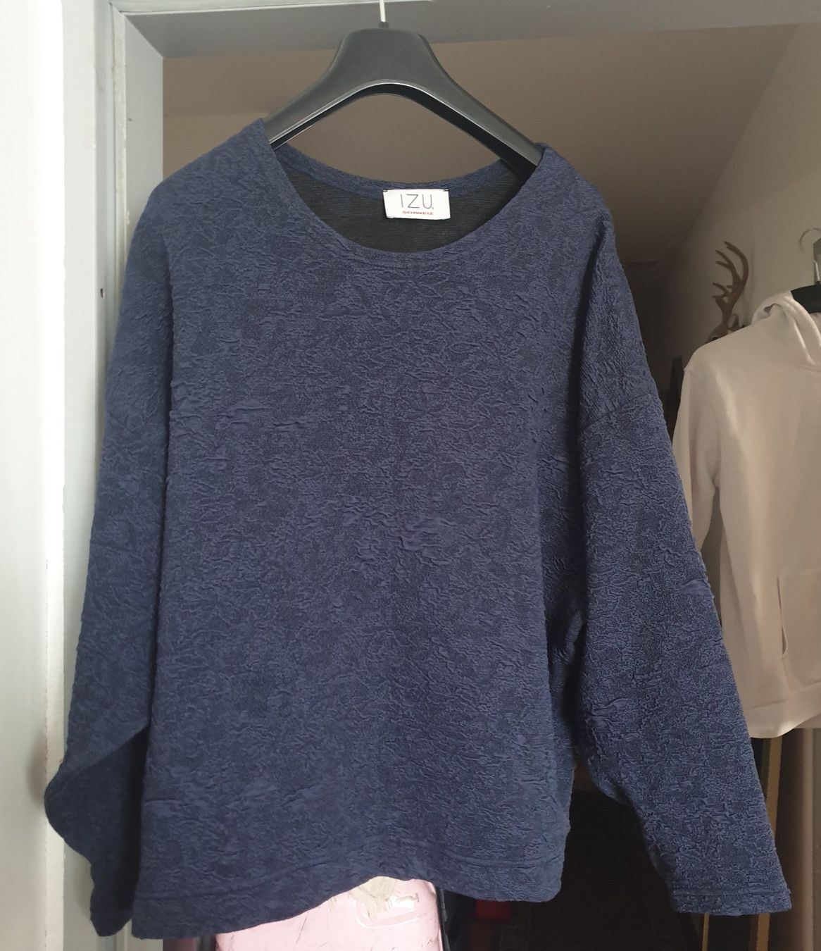 Maglioni & Felpe: IZU Schweiz schlnes Shirt EHG – Usato da Frenkendorf venduto da Chrigeli01