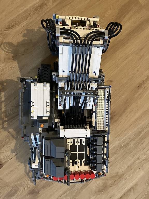 Liebherr Escavatori: LEGO Technic Bagger 9800 mit Fernbedienung gebraucht – Usato da Unterseen venduto da krampo 3