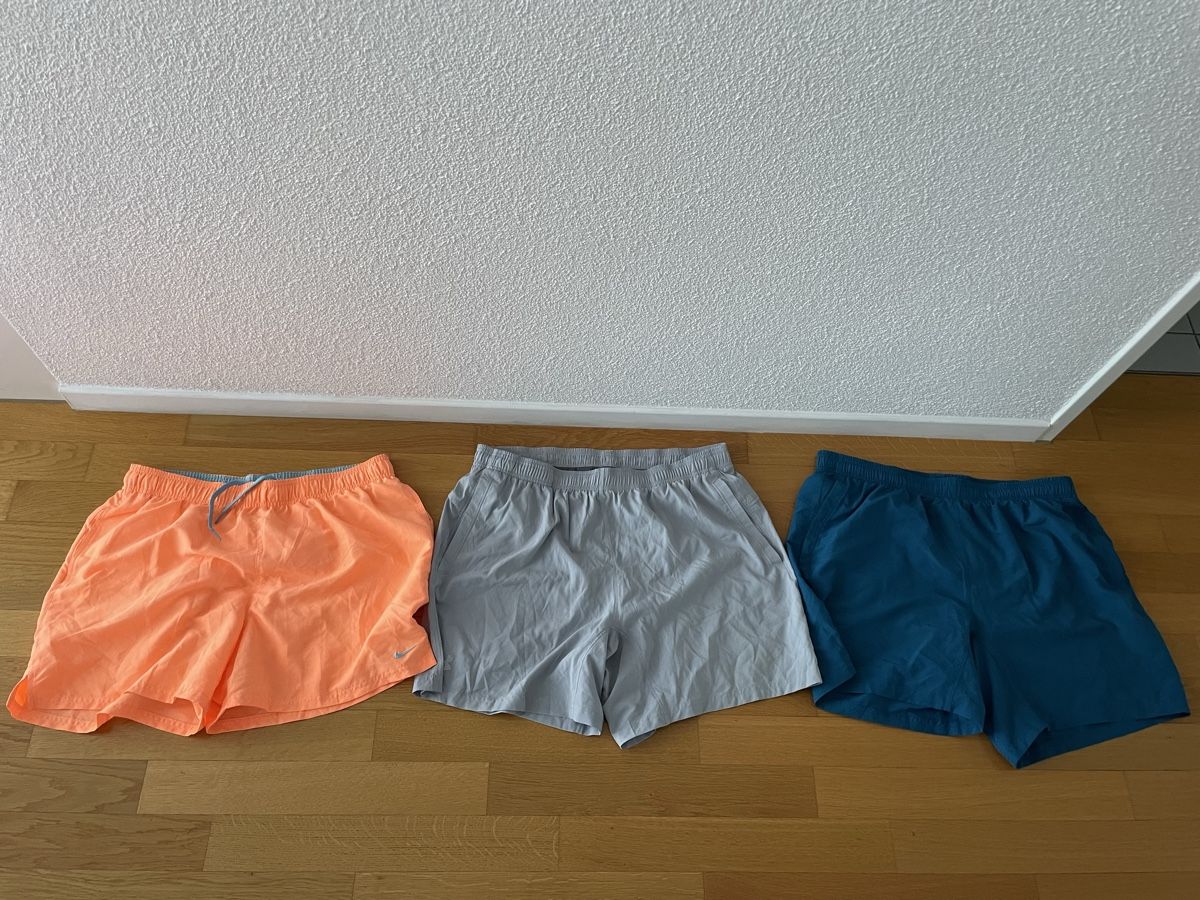 Under Armour Kleiderpakete: 3 mal marken Short – Gebraucht aus St.Gallen von bubo2008 1