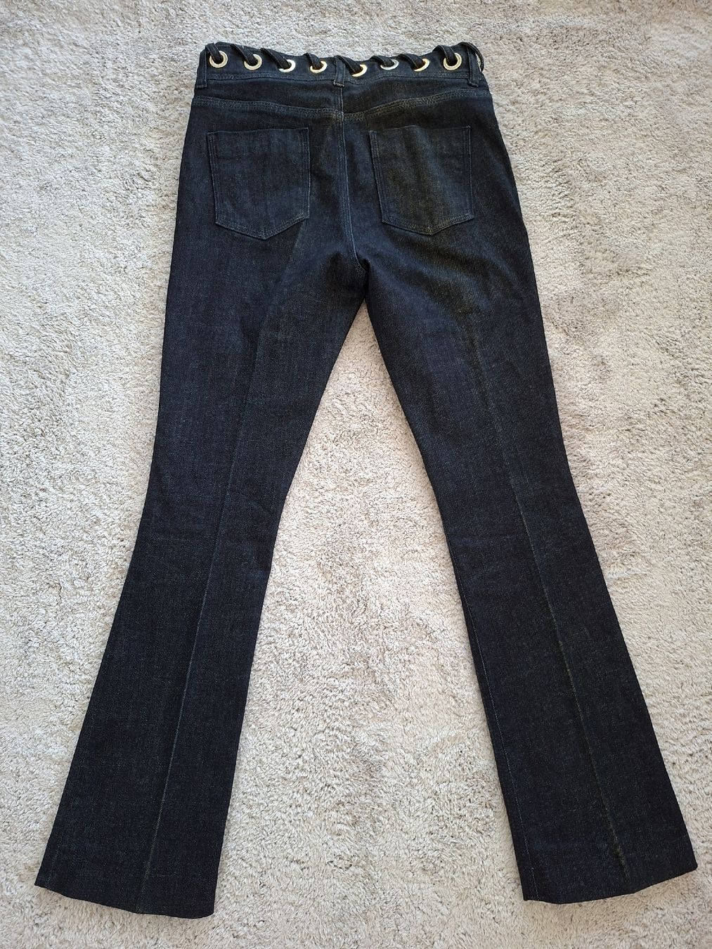Victoria Beckham Jeans: Victoria Beckham Jean taille 27  à œillets – Usato da Renens VD venduto da ser_j2fn 1