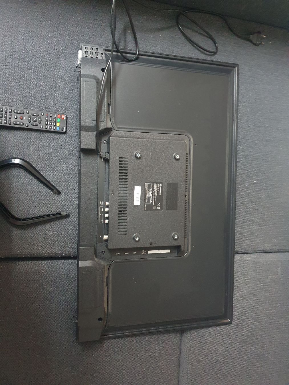 Roadstar Televisori: Tv Roadstar 32 Zoll – Nuovo (secondo la descrizione) da Muttenz venduto da Ela_Manu 1