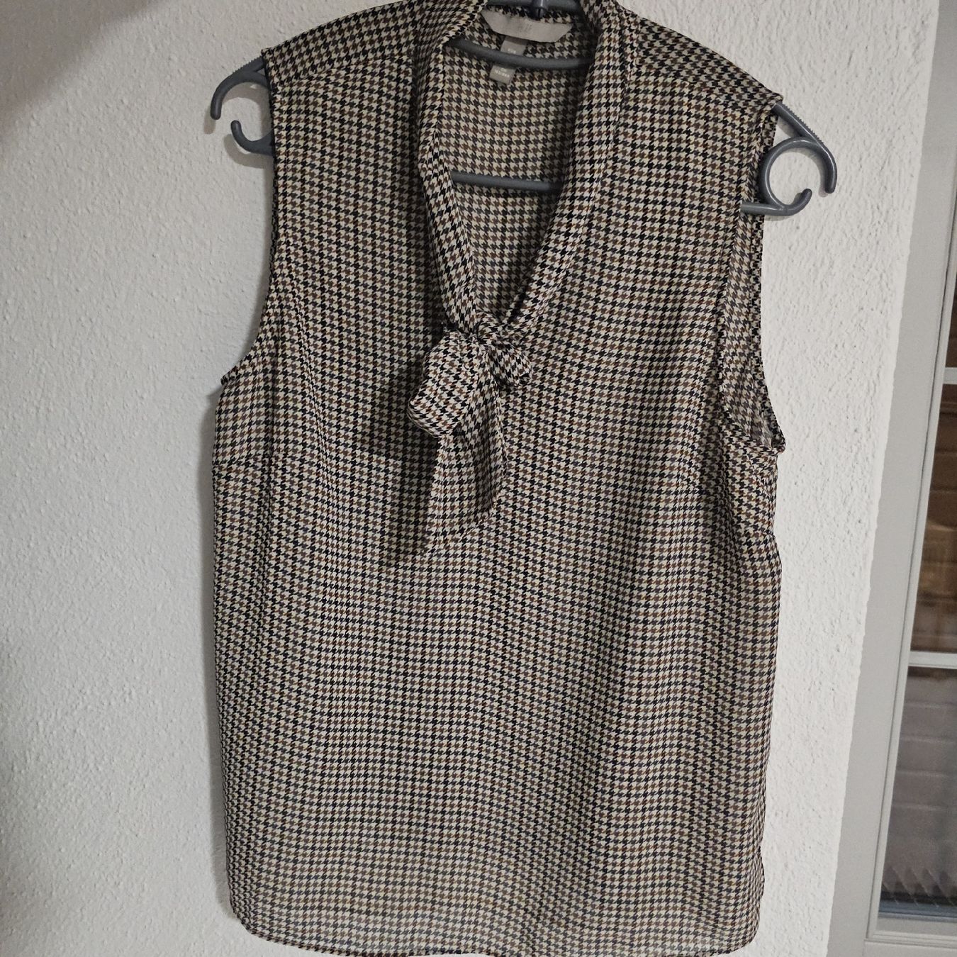 H&M Camicette: Chemisier sans manches taille 38 – Usato da Sornetan venduto da T.a333