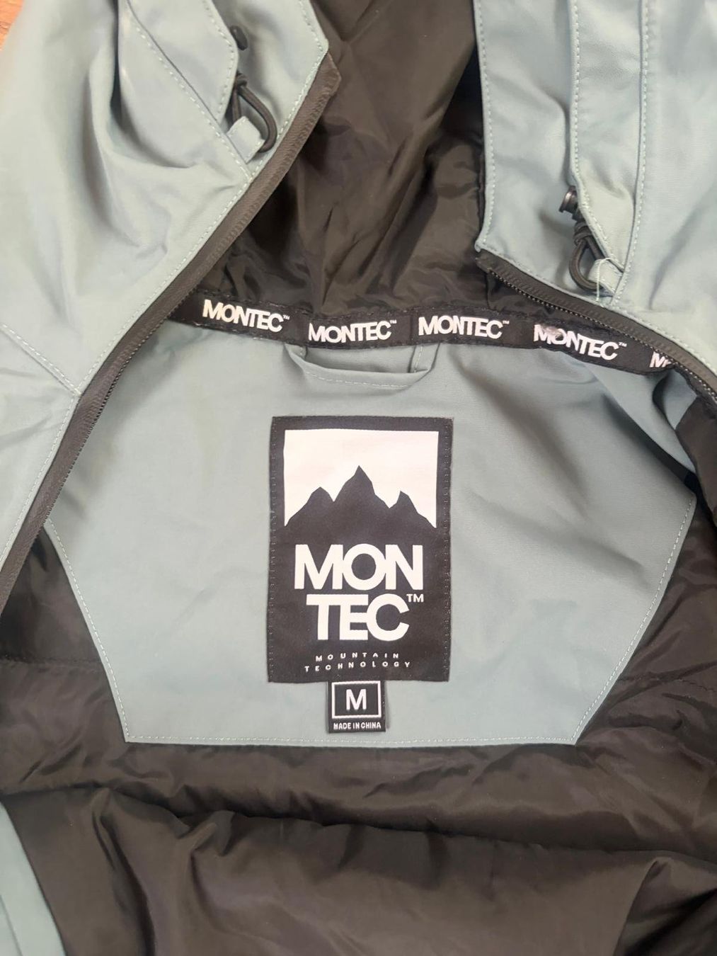 Montec Giacche: Veste de ski/snowboard Montec grise – Nuovo (secondo la descrizione) da Môtiers NE venduto da ElGreco3099 8