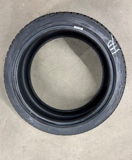 Accessori per altri veicoli: Vredestein Winterreifen – Usato da Biel/Bienne venduto da orpundgarage 1