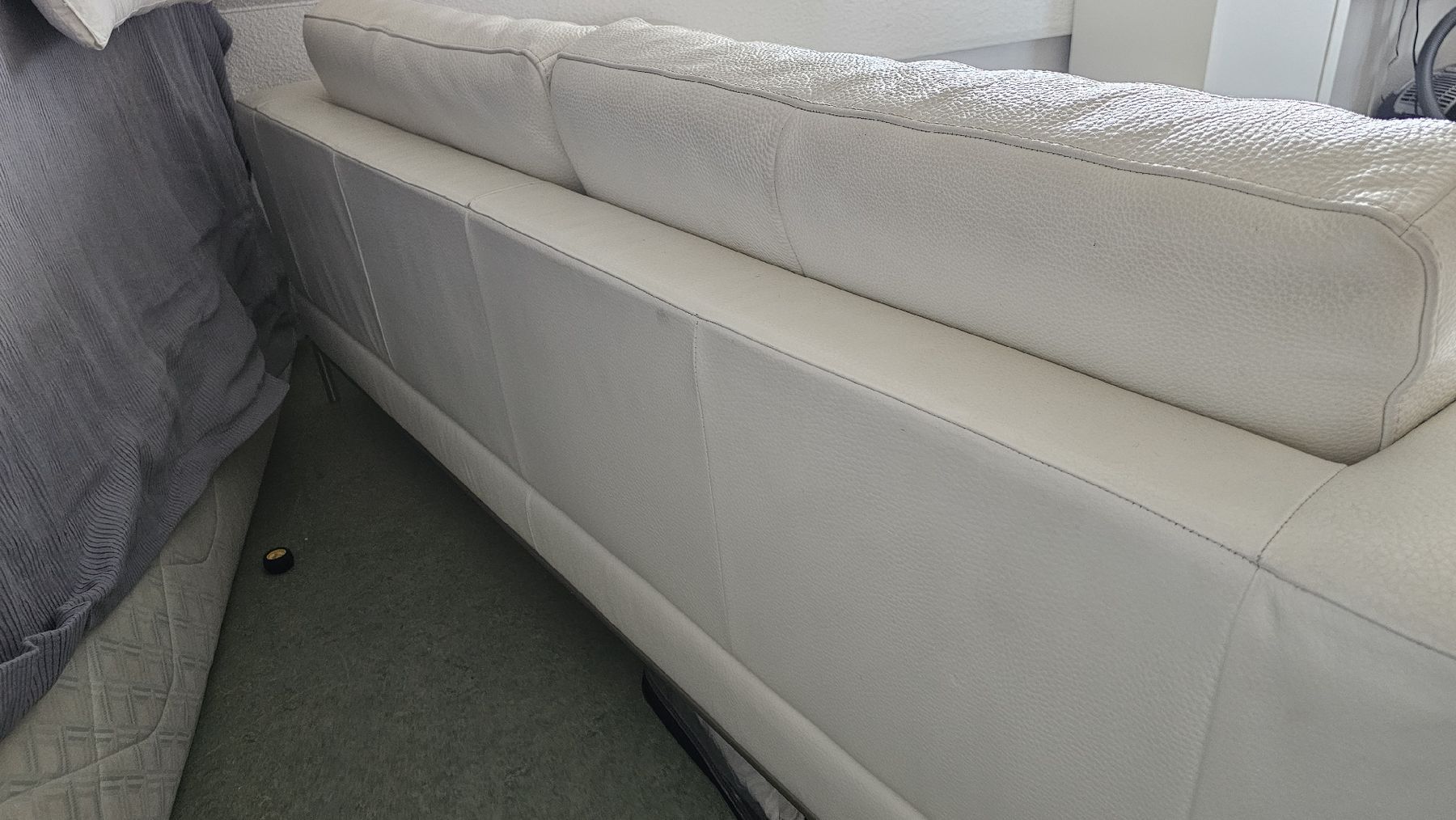 Ikea Sofas: Creme Weisses Ledersofa Ikea  – D'occasion à Mellingen par mrsizz 6