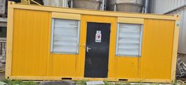 Container